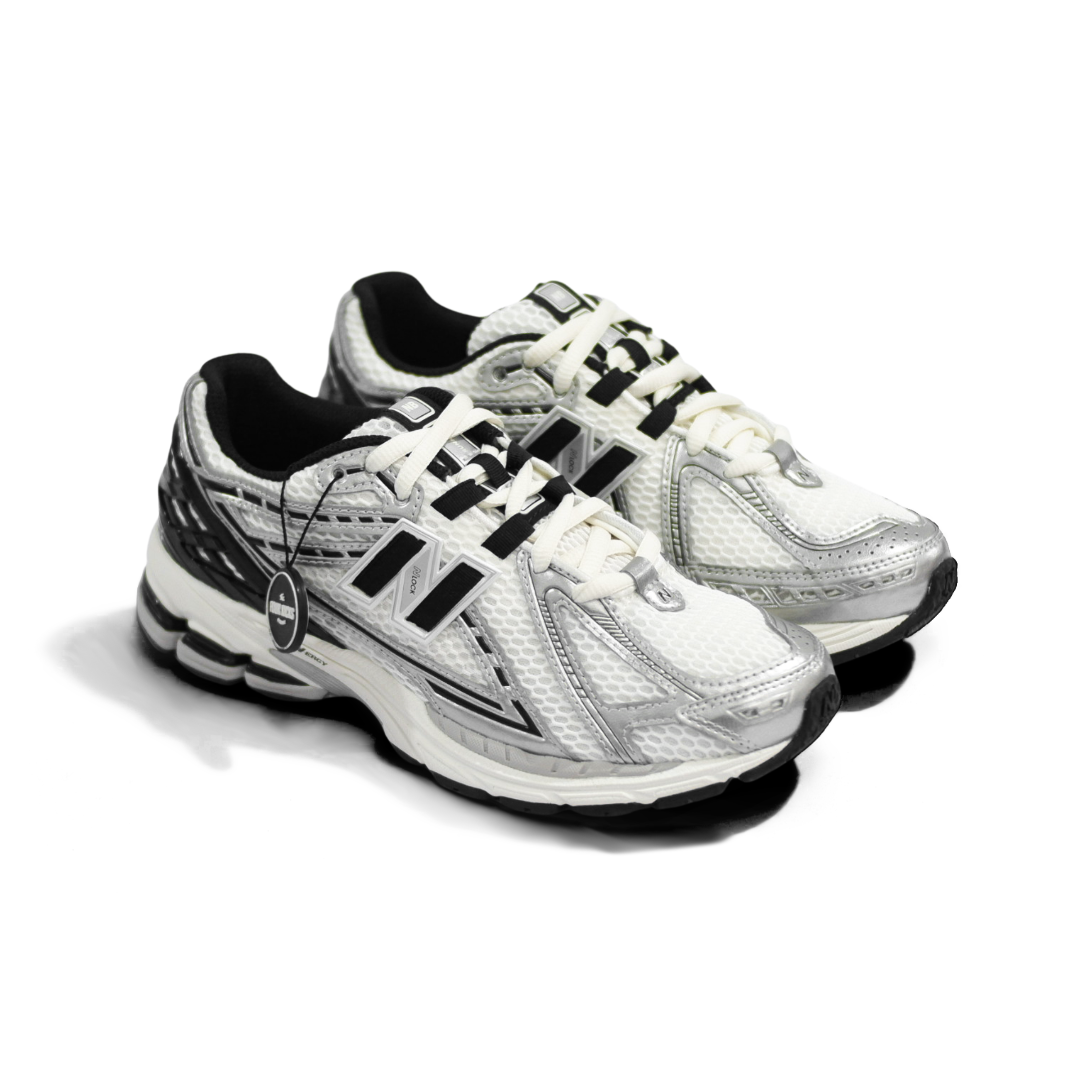 244 New Balance 1906 R Silver Black Mens M1906RER - Gambar 1