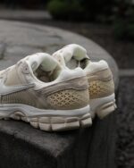 Nike Vomero 5 Beach Light Khaki Womens HQ0458 200 - Gambar 8