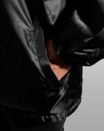 W Essentiels Jacket Belcastel Windbreaker Black - Gambar 9