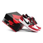 Nike Air Jordan 1 Retro Low OG Chicago GS HQ6999 600 - Gambar 2