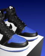 Nike Air Jordan 1 Retro Hi Og Royal Teo Mens 555088 041 - Gambar 2
