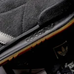 Adidas Jeans Carbon Grey One Core Black Mens CQ2768 - Image 5