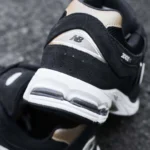 New Balance 2002R Foot Locker 50th Anniversary Mens M2002RFX - Image 4