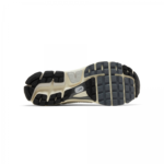 Nike Zoom Vomero 5 Platinum Tint Mens HF0731 007 - Gambar 4