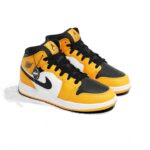 Nike Air Jordan 1 Mid Taxi GS 554725 701