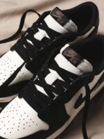 Nike Air Jordan 1 Retro Low OG Mocha GS CZ0858 102 - Gambar 4
