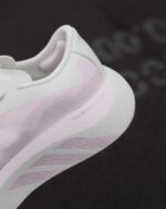 Adidas Hyperboost Edge Off White Clear Pink Womens KJ0392 - Gambar 7