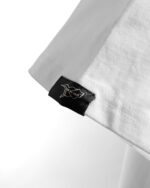 Fier De Moi T-Shirt Lip Flowers Short Sleeve White - Gambar 5