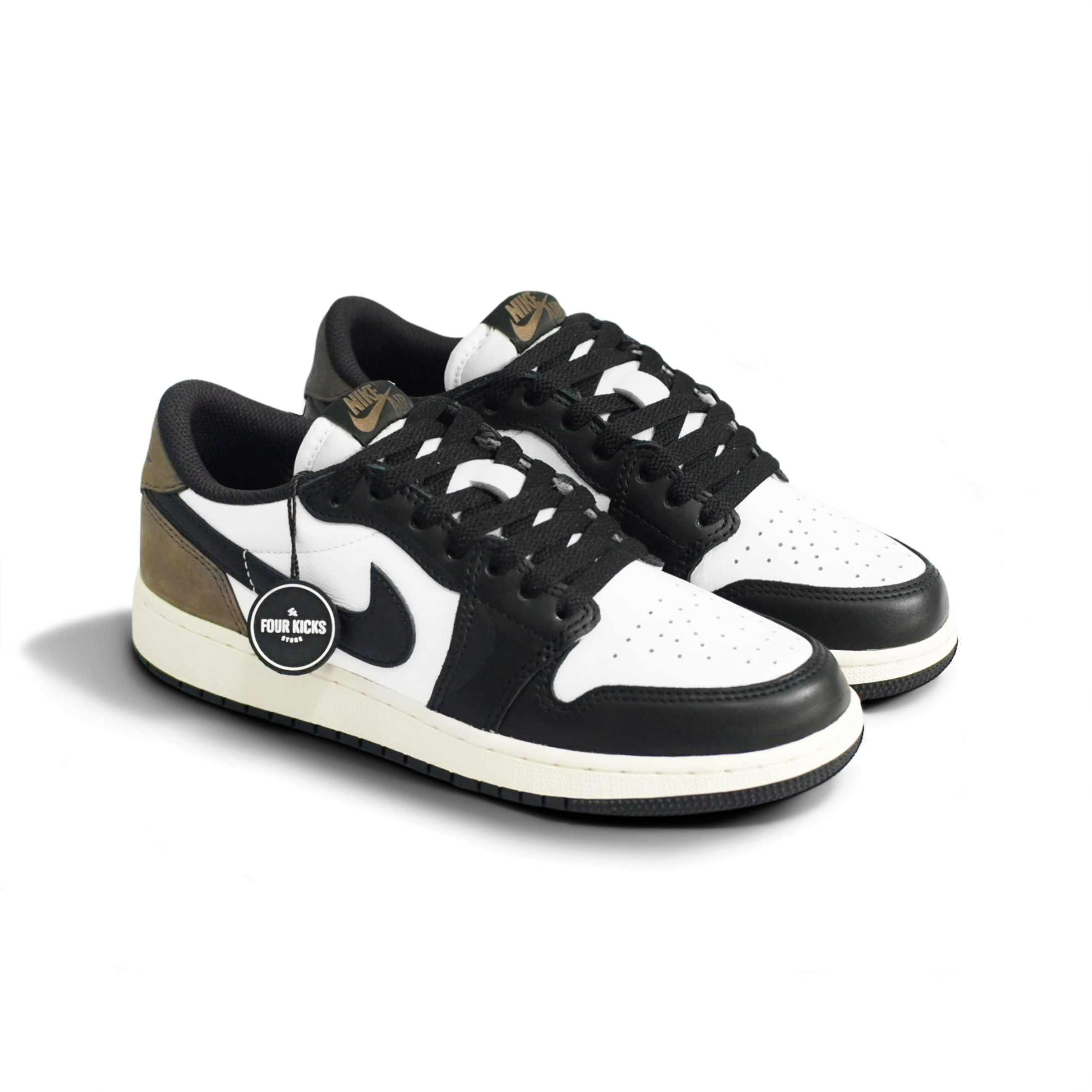 Nike Basketball Lifestyle Shoes Air Jordan 1 Retro Low OG Mocha GS CZ0858 102 (1) Nike Air Jordan 1 Retro Low OG Mocha GS CZ0858 102 - Gambar 1