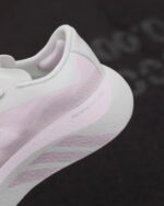 Adidas Hyper Boost Edge Off White Clear Pink Womens KJ0392 - Gambar 6