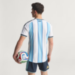 Adidas Jersey Player Issue Home Argentina 26 JM5897 - Gambar 5