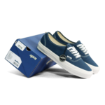 Vans Authentic Reissue 44 LX Navy Unisex Adult VN000D9N12S - Gambar 2
