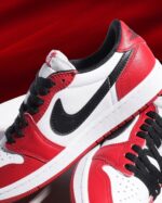 Nike Jordan 1 Retro Low OG Chicago Mens HQ6998 600 - Gambar 5
