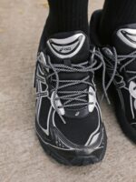 Asics GT-2160 x Atmos Tapetum Black Silver Mens 1203A576 001 - Gambar 4
