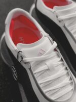 Adidas Hyperboost Edge Cloud White Mens KI4392 - Gambar 4