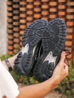 New Balance 1906 R Comme Des Garcons Black Mens U1906409 - Gambar 6