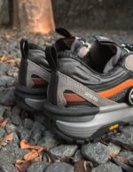 Vans MTE Crosspath XC Gore-Tex Black Orange Unisex VN000DAMY8J - Gambar 4