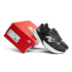 New Balance FuelCell Rebel v5 Black Silver White Mens MFCXLO5 - Gambar 2