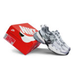 Nike V2K Run Pure Platinum Wolf Grey Womens FD0736 003 - Gambar 2