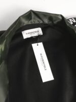 W Essentiels Jacket Delibes Windbreaker Forest Green - Gambar 5