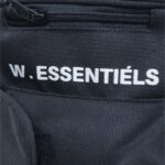 W Essentiels Saunier Sling Bag Noir Black - Gambar 5